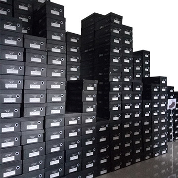 2016款真皮防刺防护鞋 足部安全与舒适的专业之选